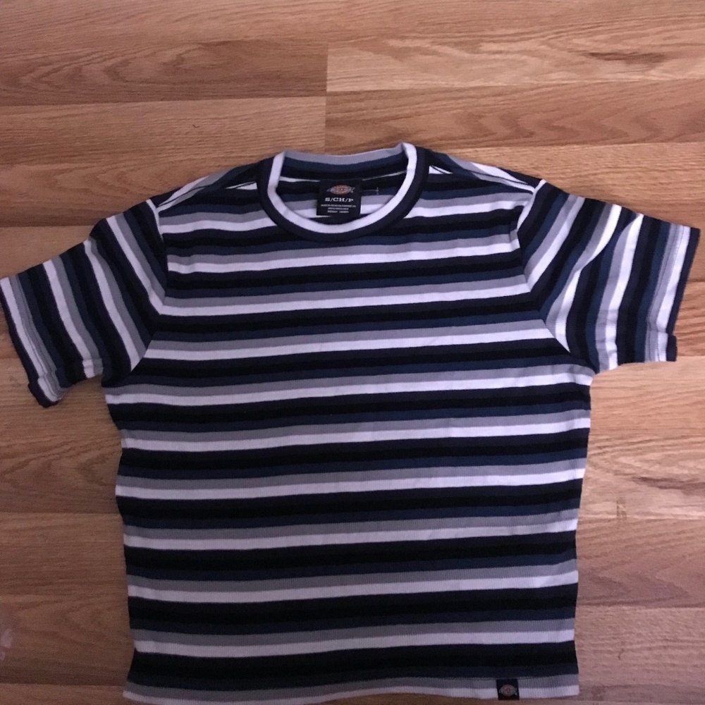 Dickies shirt size small